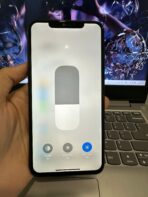 iPhone Xs Max - Image 4